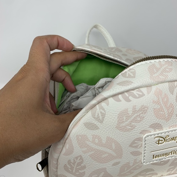 Disneyxloungefly tropical stitch themed backpack - Picture 8 of 8